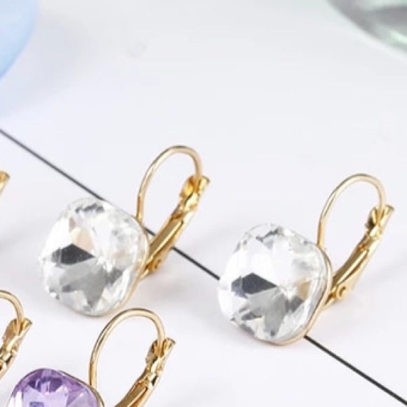 NEW!๐๐SQUARE CUSHION CUT CRYSTAL CLEAR DROPS๐๐ - Picture 3 of 5